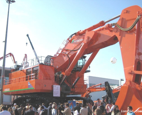 佛山到巴西—挖掘机散货船运输