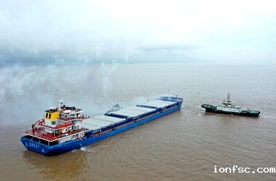 上海大型散货船是当今全球海运业的关键组成部分