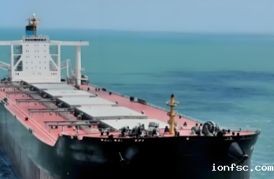 干货船在货运船舶中占有较大比重，是海上贸易不可或缺的重要载体