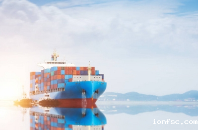 探讨散货船的装货过程,揭示其背后的复杂机制和精细操作